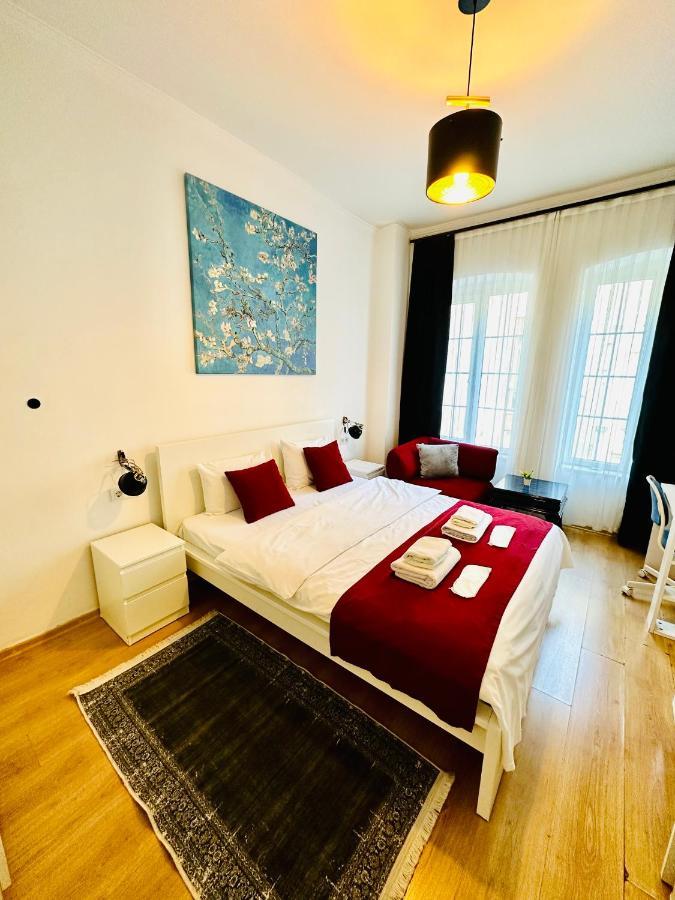 Aram Galata Suites Istanbul Exterior photo