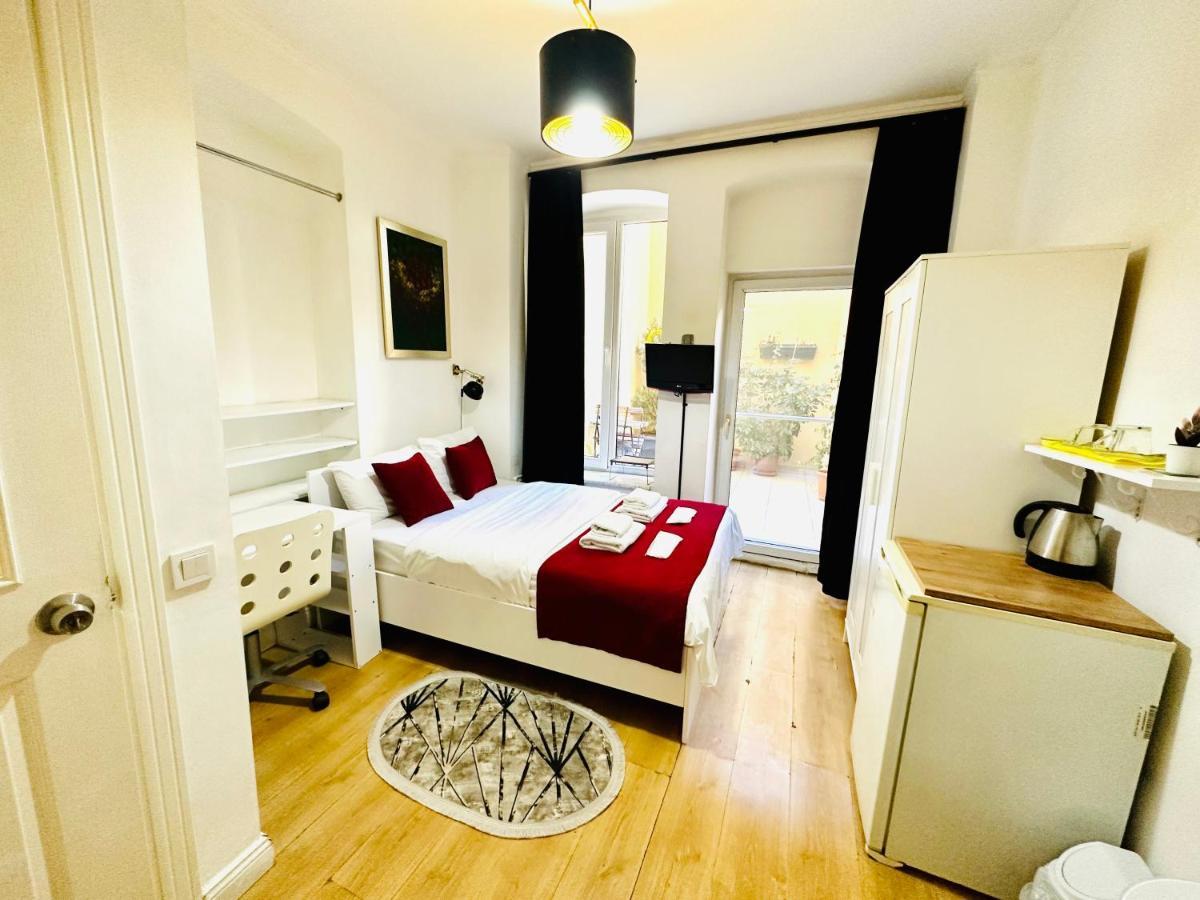 Aram Galata Suites Istanbul Exterior photo