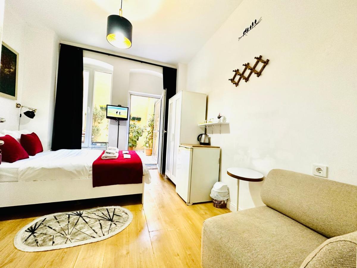 Aram Galata Suites Istanbul Exterior photo