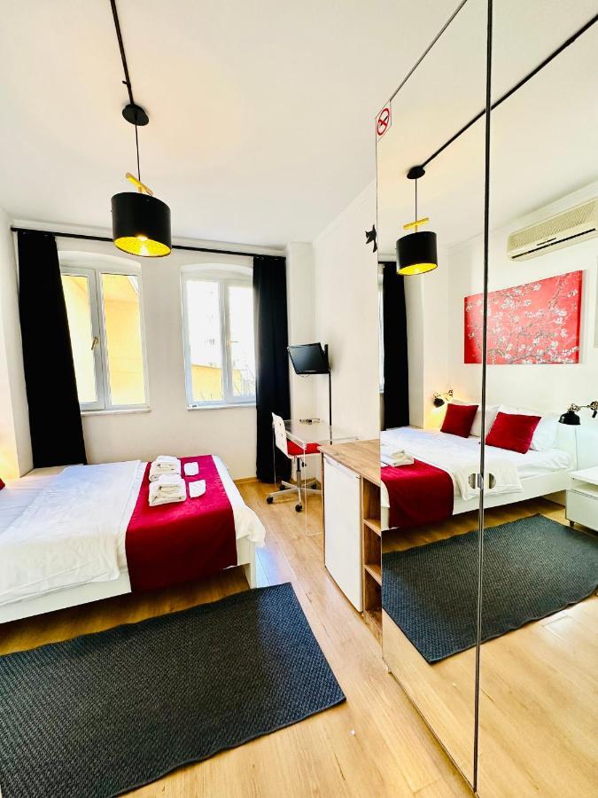Aram Galata Suites Istanbul Exterior photo